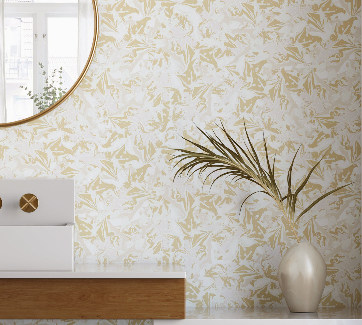 Iris© Wallpaper in Cremé