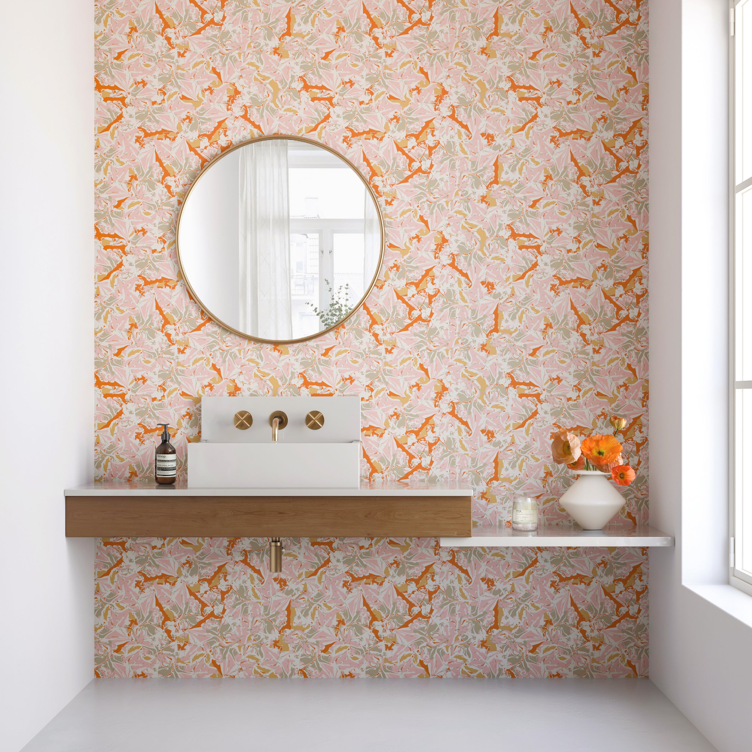 Iris© Wallpaper in Spring