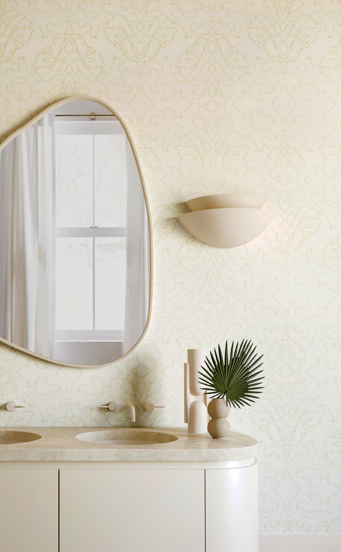 Western Damask© Wallpaper in Clover