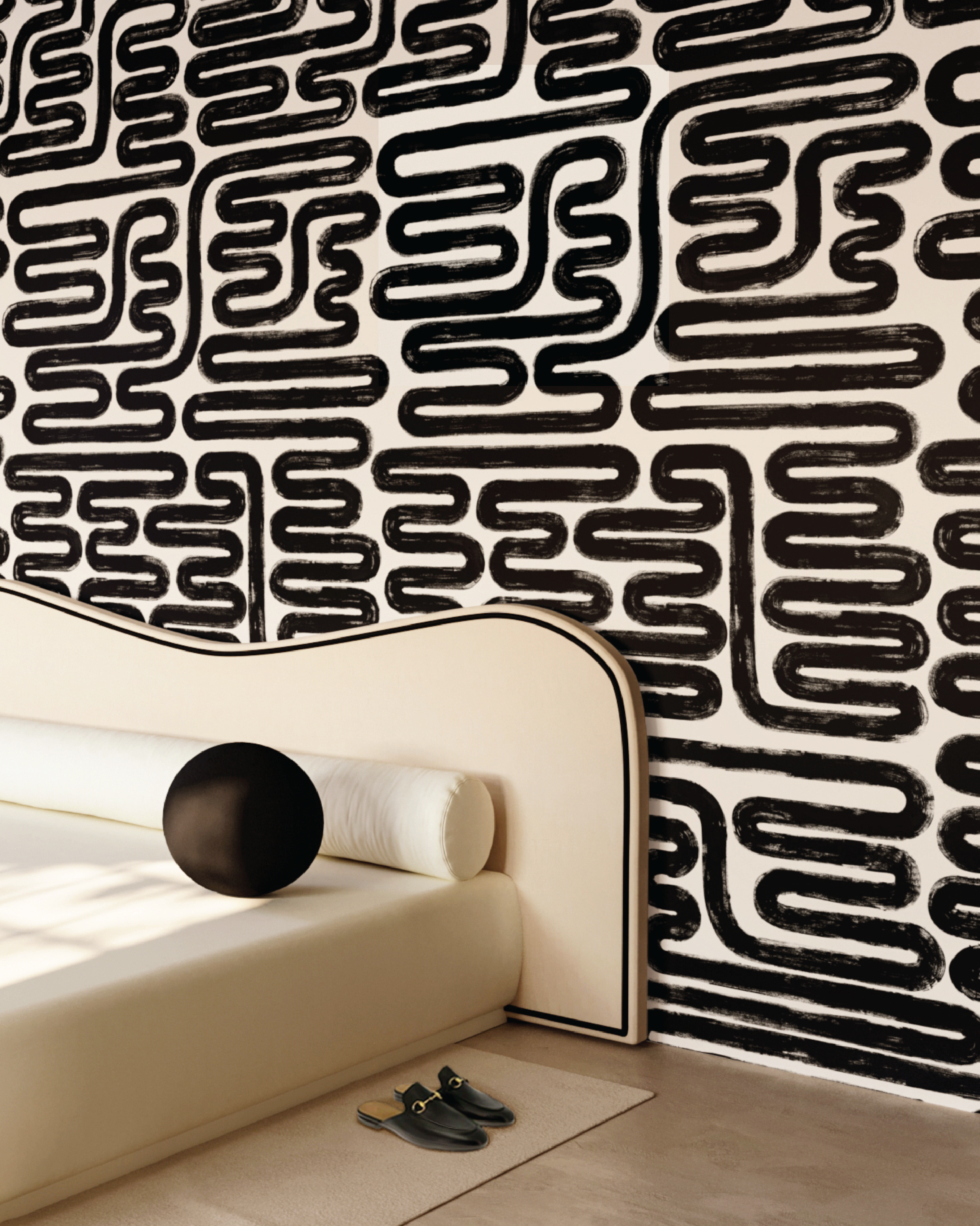 Pac-Man© Wallpaper in Black + Cremé